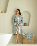 Quatrefoil Jacquard Bamboo Bathrobes | Ocean
