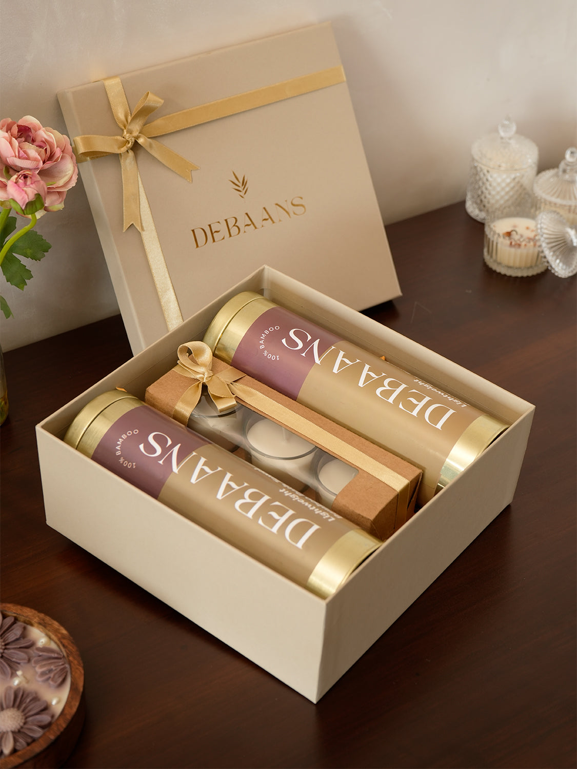 Gift set of 2 Bath Towels with candle