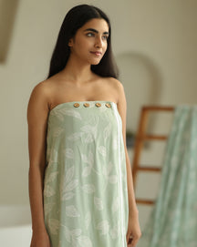 Bamboo jacquard body wrap | Meadow Green