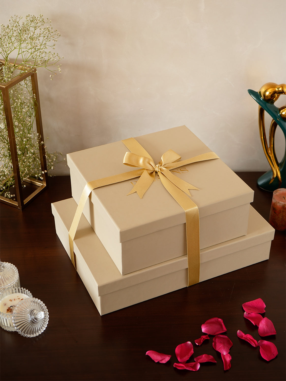 The Ultimate Gift set – Bedsheet + 2 Classic towels + Candles