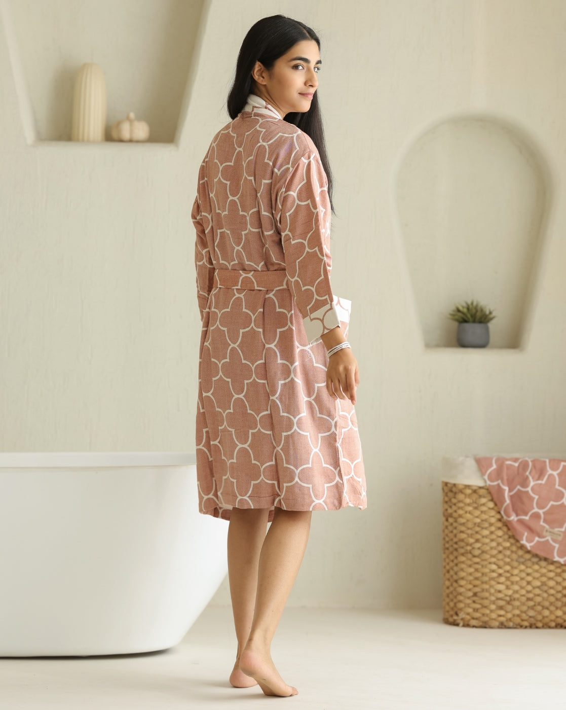 Quatrefoil Jacquard Bamboo Bathrobes | Rust