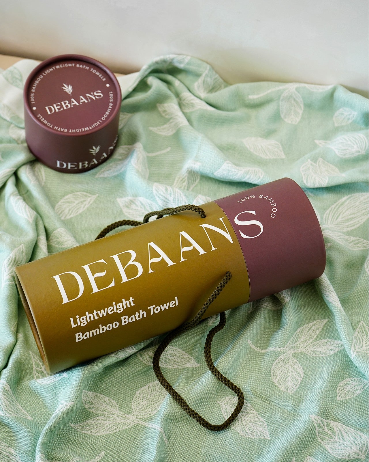 Botanica Jacquard Bamboo Bath Towel | Meadow Green