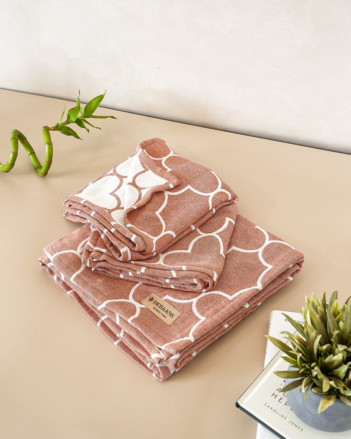 Set of 2 Hand Towels + 1 Bath Towel | Quatrefoil Jacquard | Rust