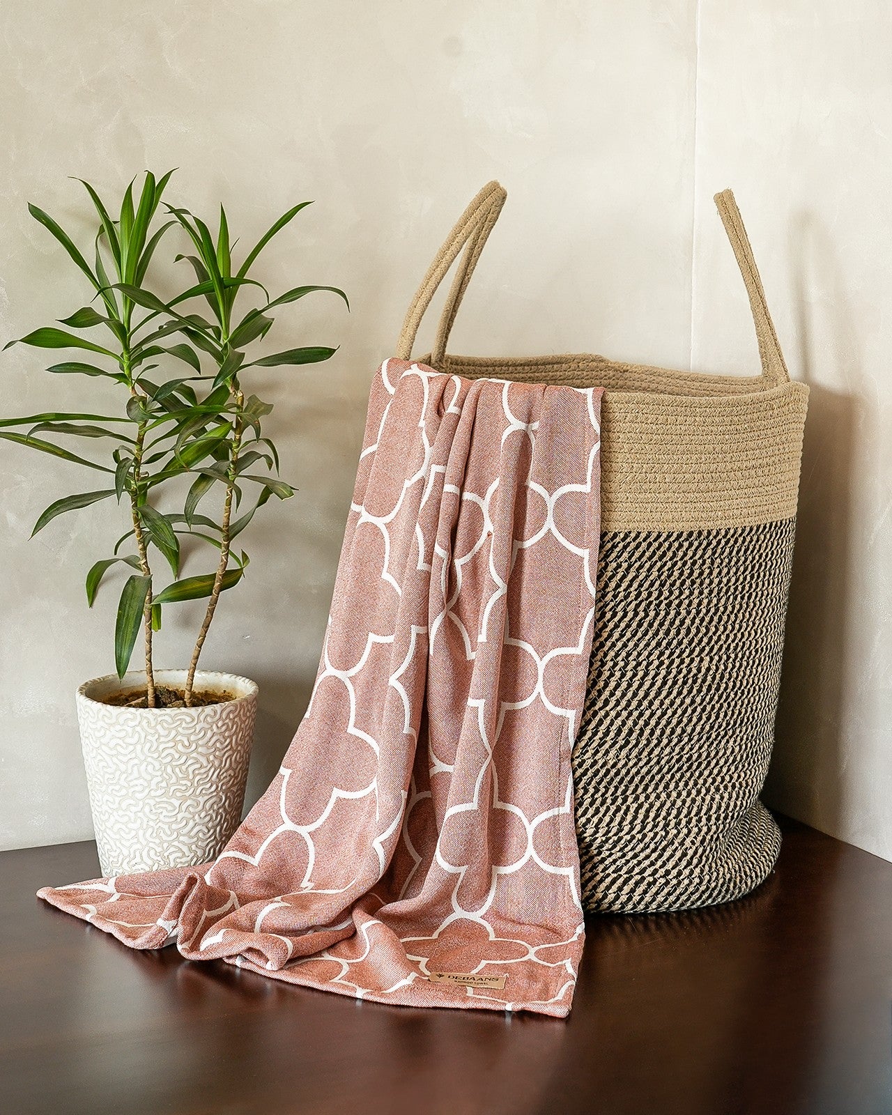 Set of 2 Hand Towels + 1 Bath Towel | Quatrefoil Jacquard | Rust