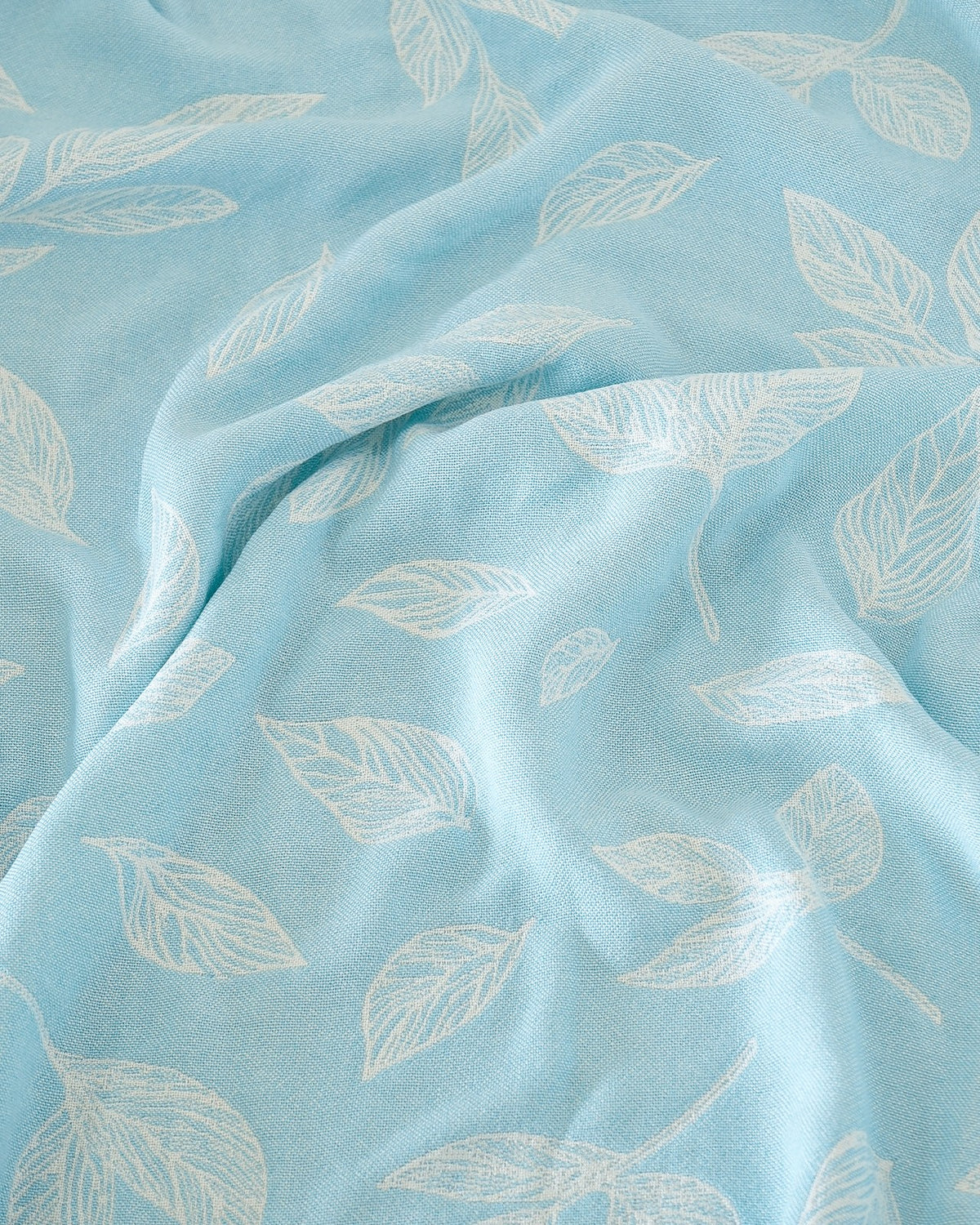 Set of 2 Hand Towels + 1 Bath Towel | Botanica Jacquard | Sky Blue