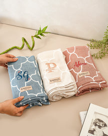 Quatrefoil Jacquard Towel Set of 4 | 1 Bath + 1 Hand + 2 Face Towels | Rust