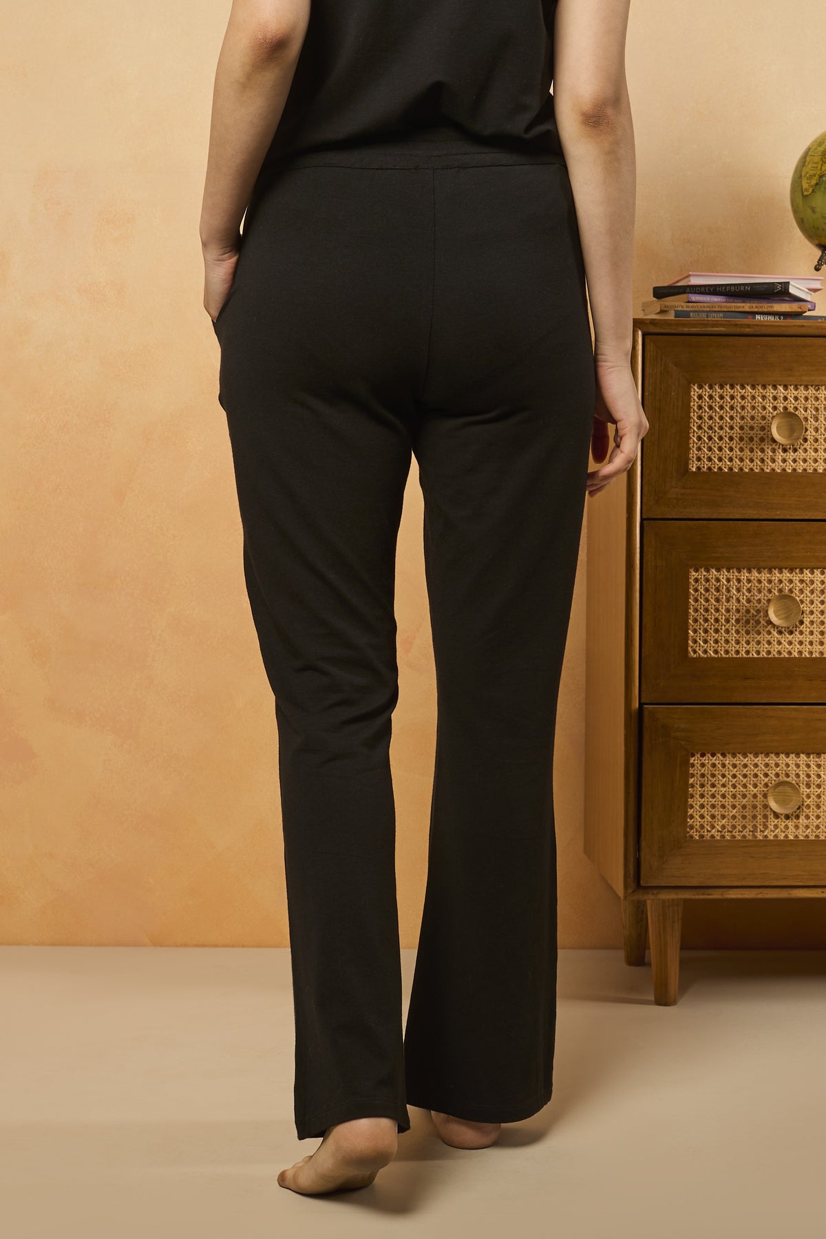 Basic Flared Pants - Black