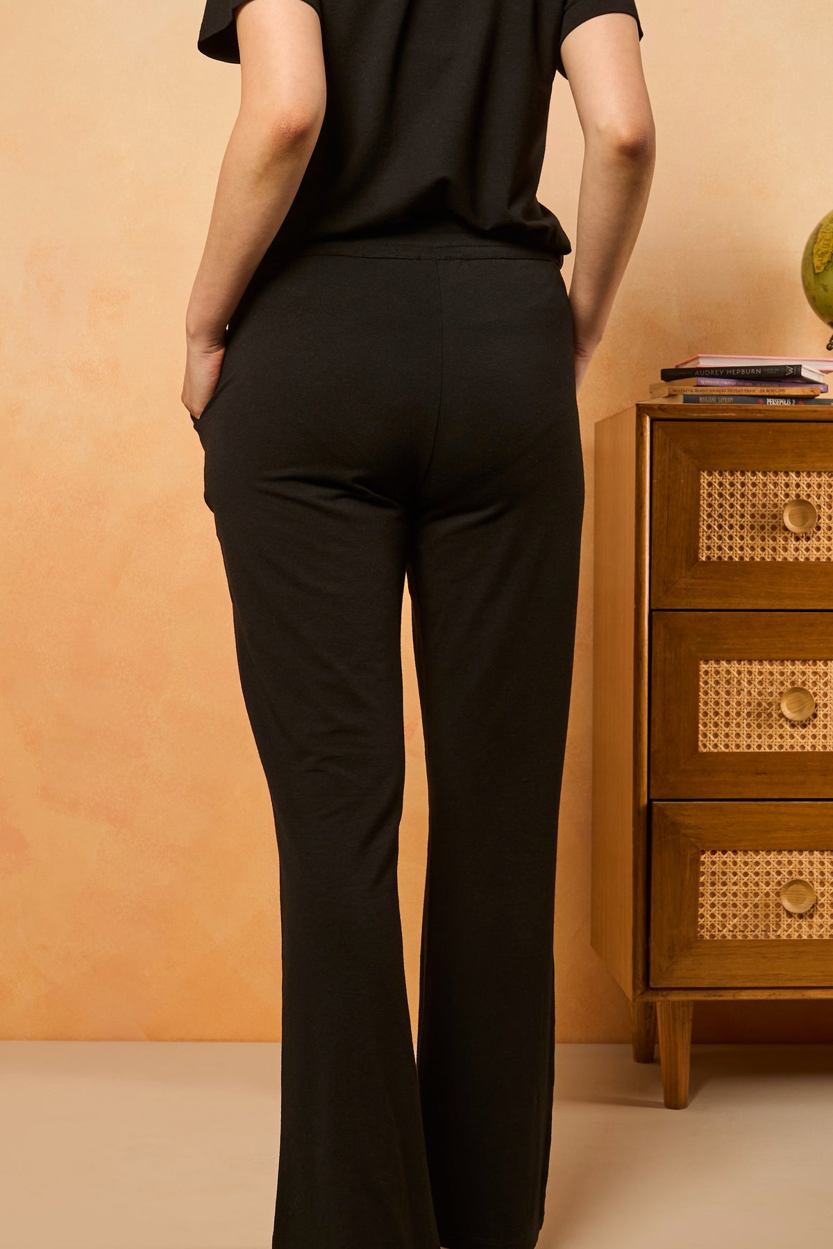Basic Flared Pants - Black