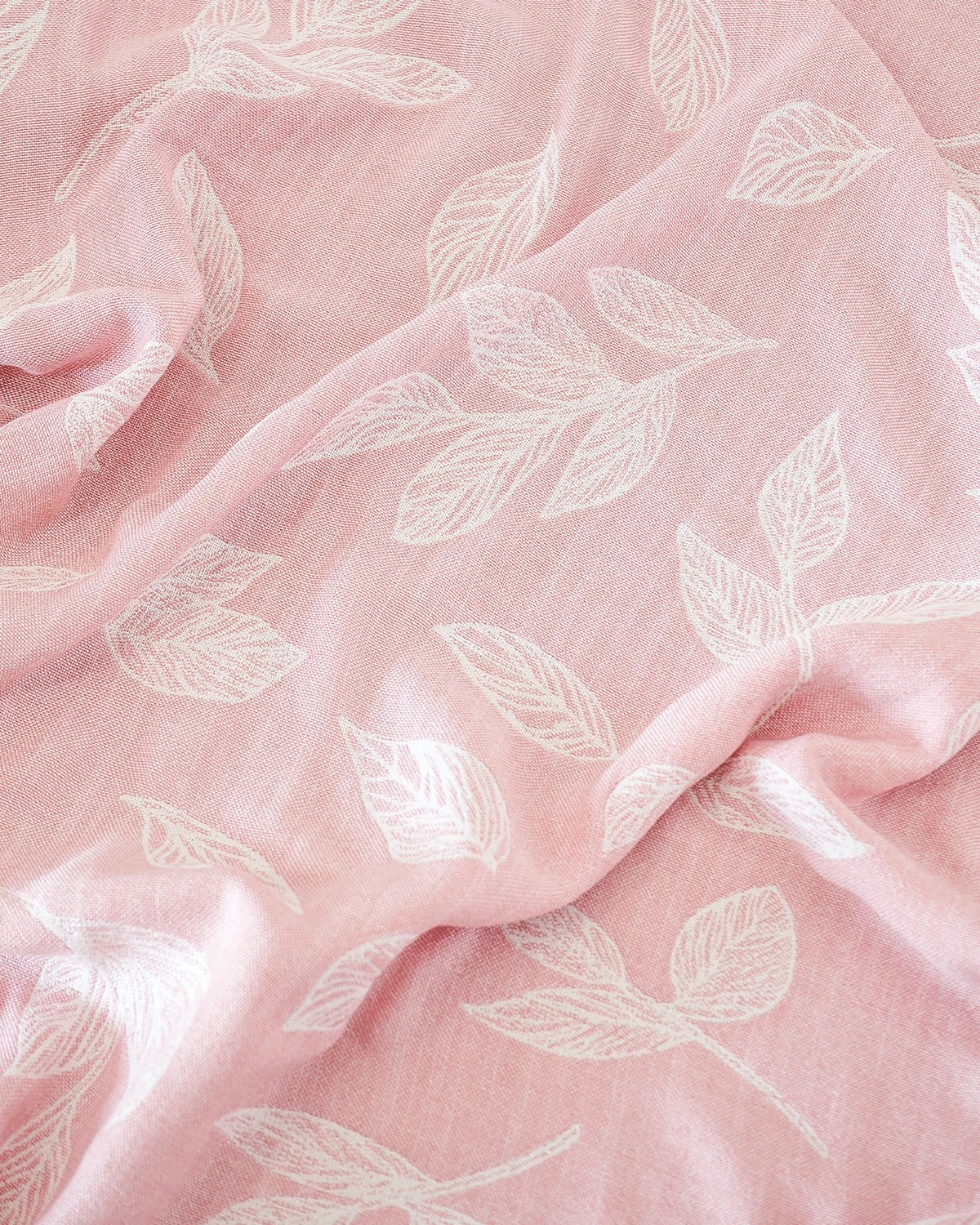 Botanica Jacquard Bamboo Bath Towel | Blossom Pink