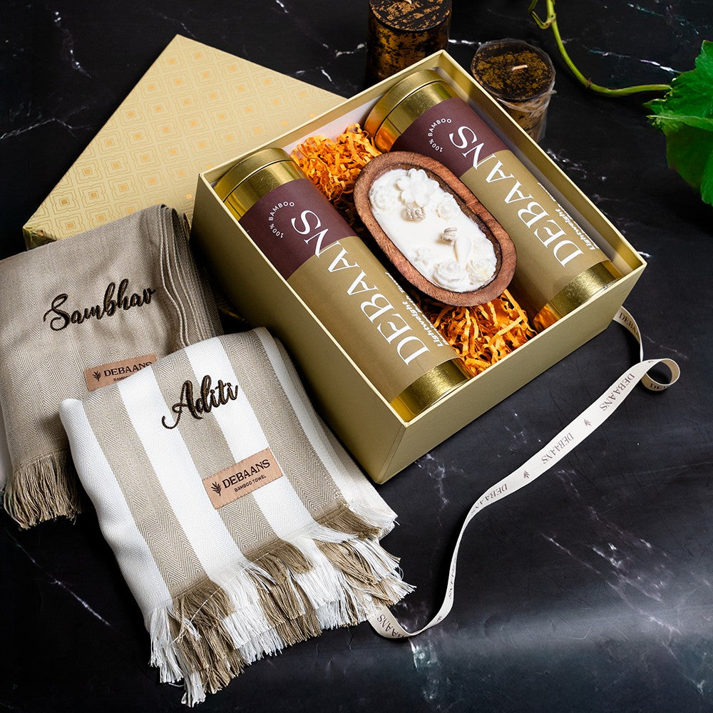 Gift set of 2 Bath Towels with candle