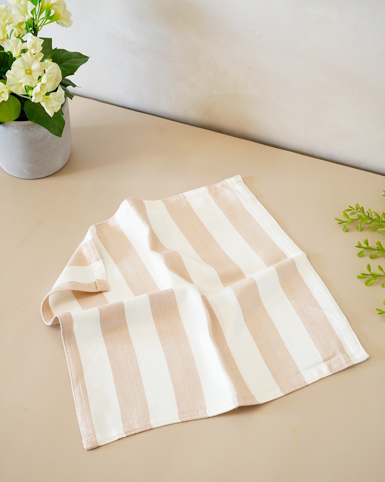 Set of 4 Bamboo Face Towels | Beige stripe