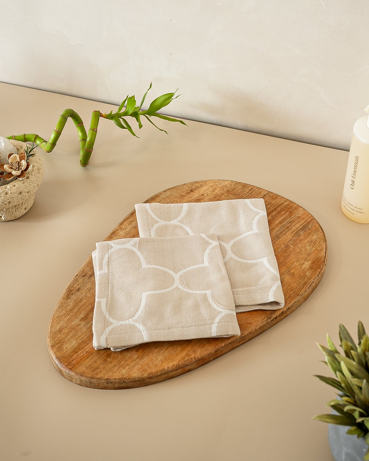 Set of 2 Face Towels | Quatrefoil Jacquard | Sand