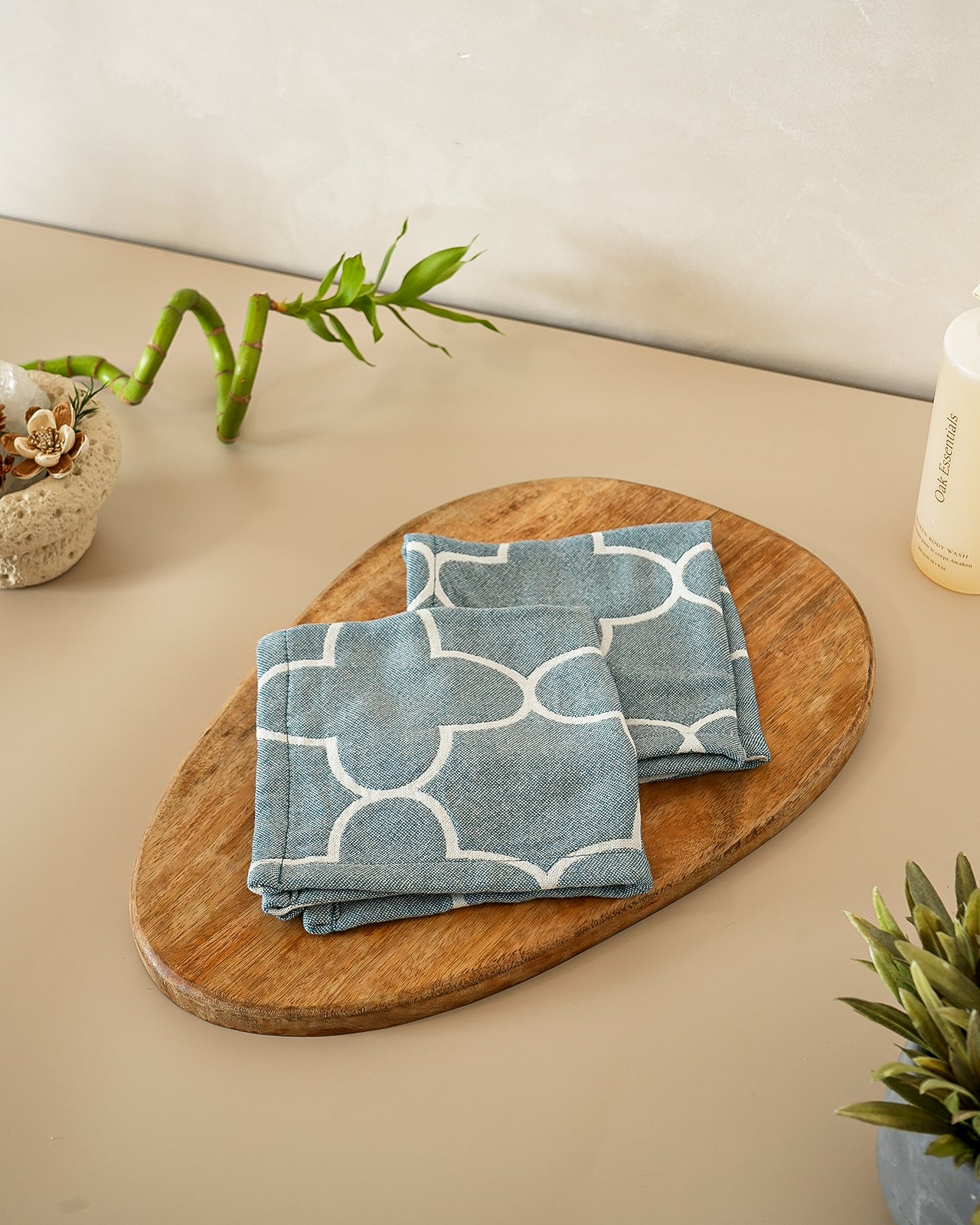 Set of 2 Face Towels | Quatrefoil Jacquard | Ocean