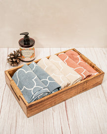 Set of 2 Hand Towels | Quatrefoil Jacquard | Sand