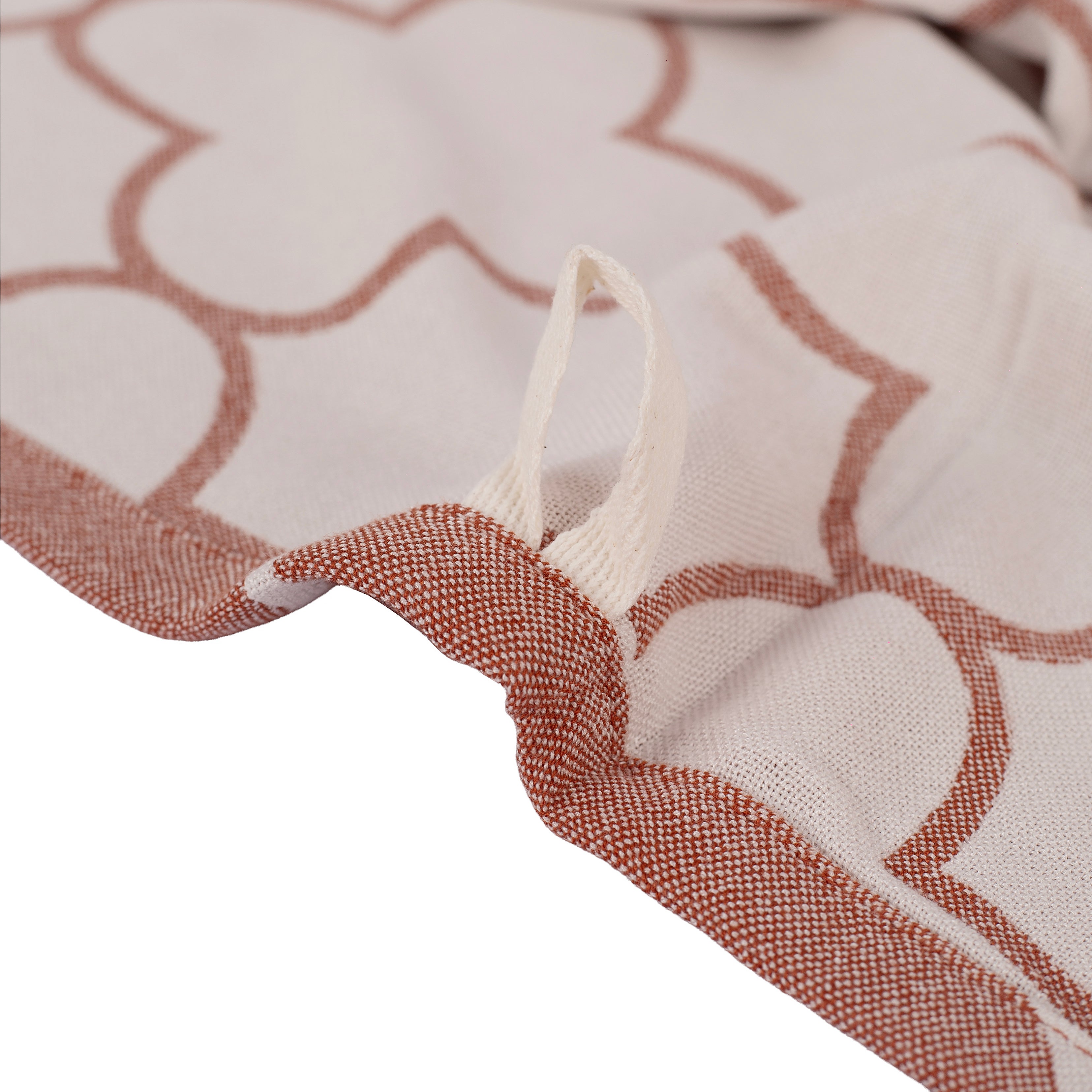 Quatrefoil Jacquard Bamboo Bath Towel | Rust