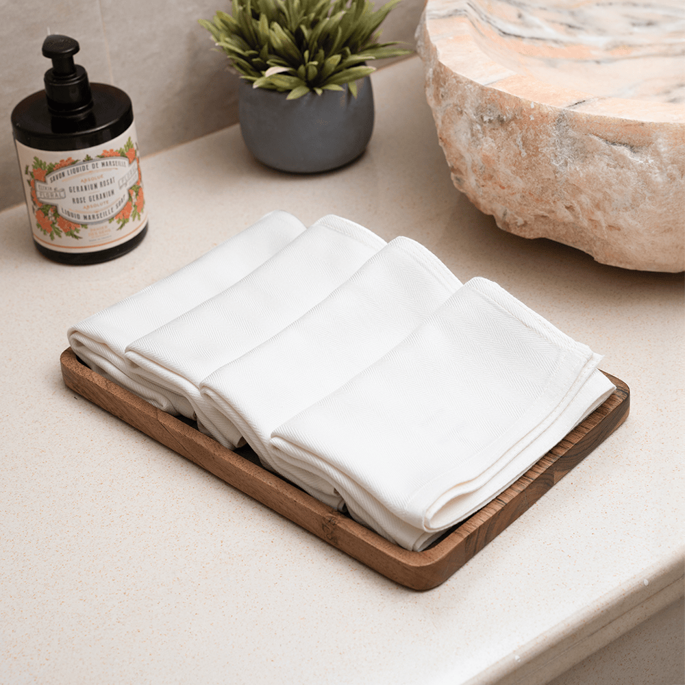 Set of 4 Hand Towels – White