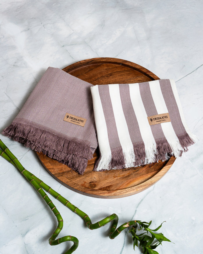 Gift Set of 2 Bath Towels with Candle