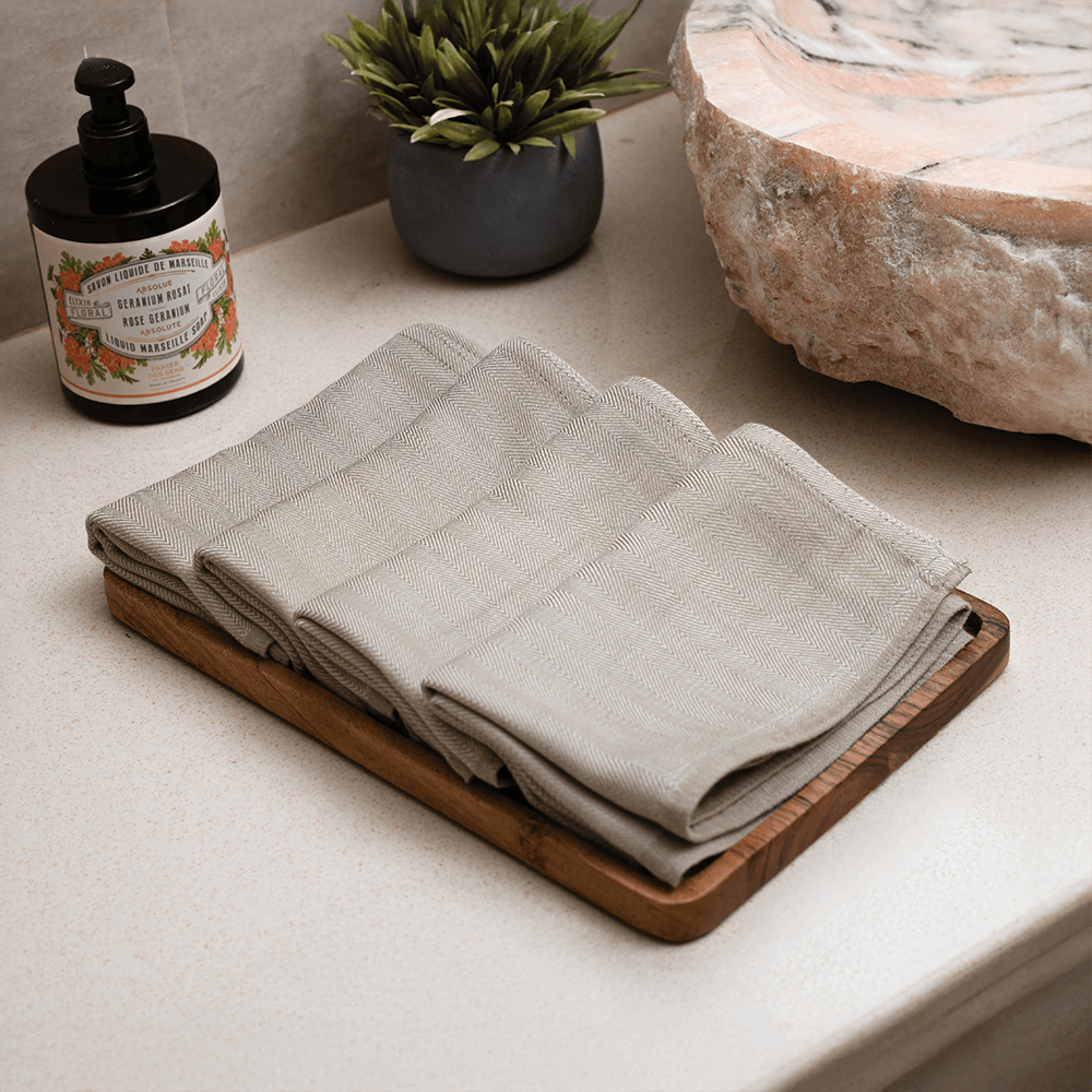 Set of 4 Hand Towels – Olive