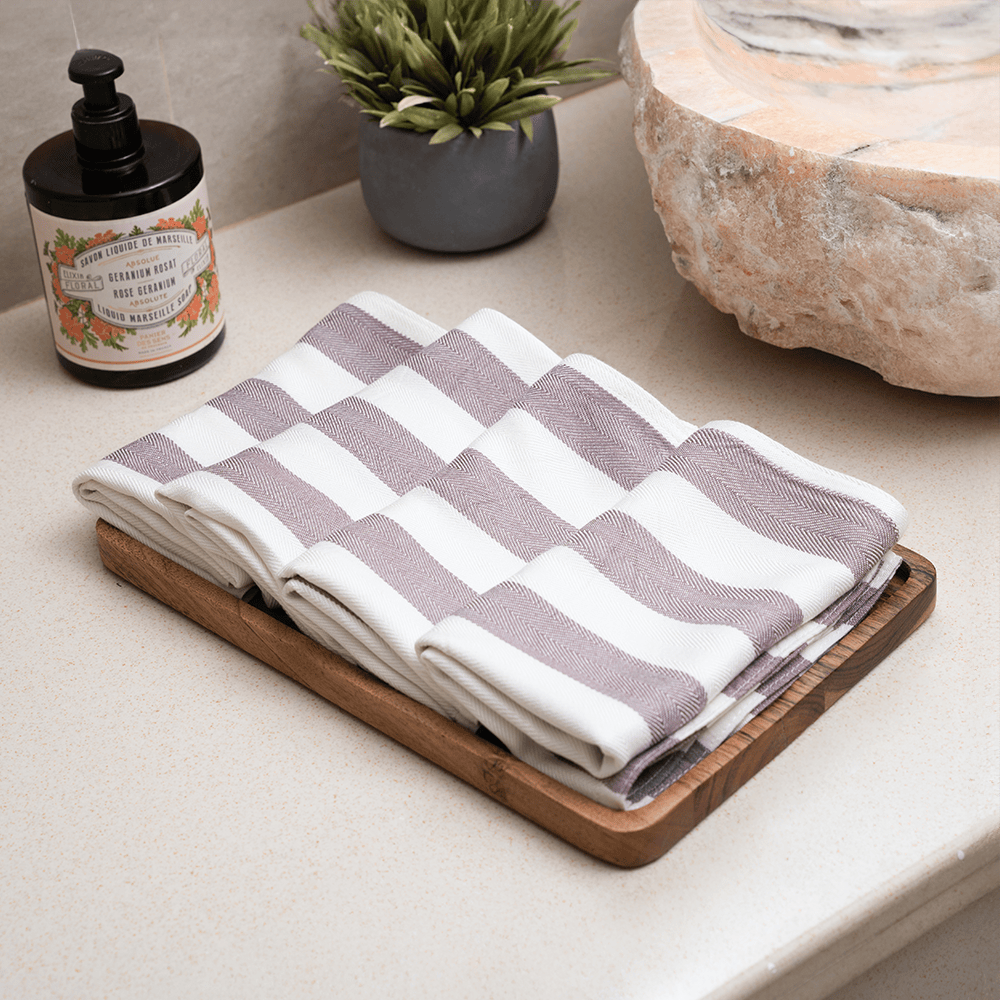 Set of 4 Hand Towels – Plum stripes